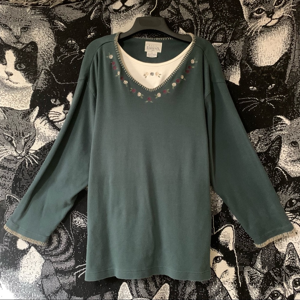 Retro Cottagecore Floral Sweatshirt
